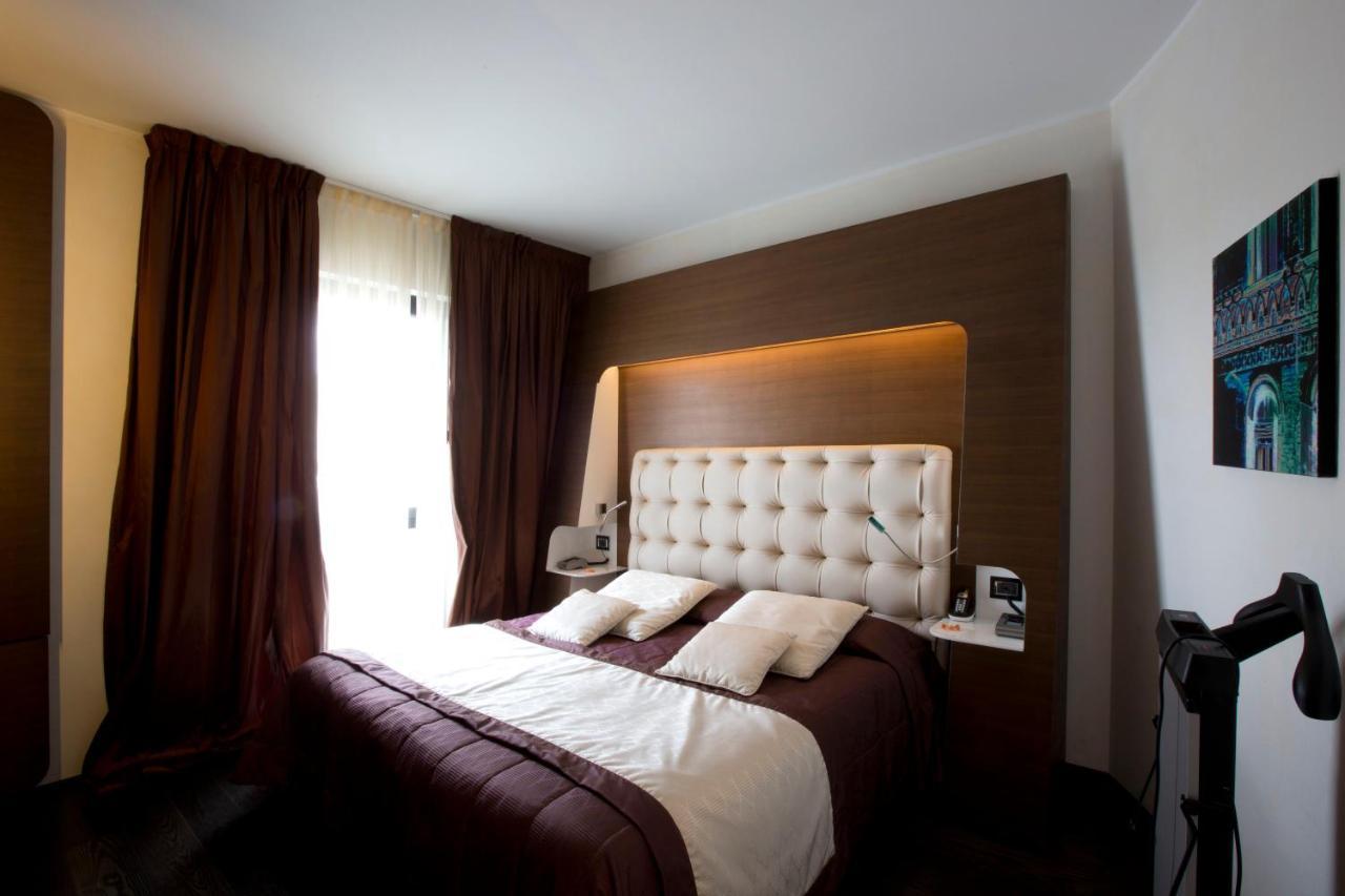 Palace Hotel Moderno Pordenone Extérieur photo